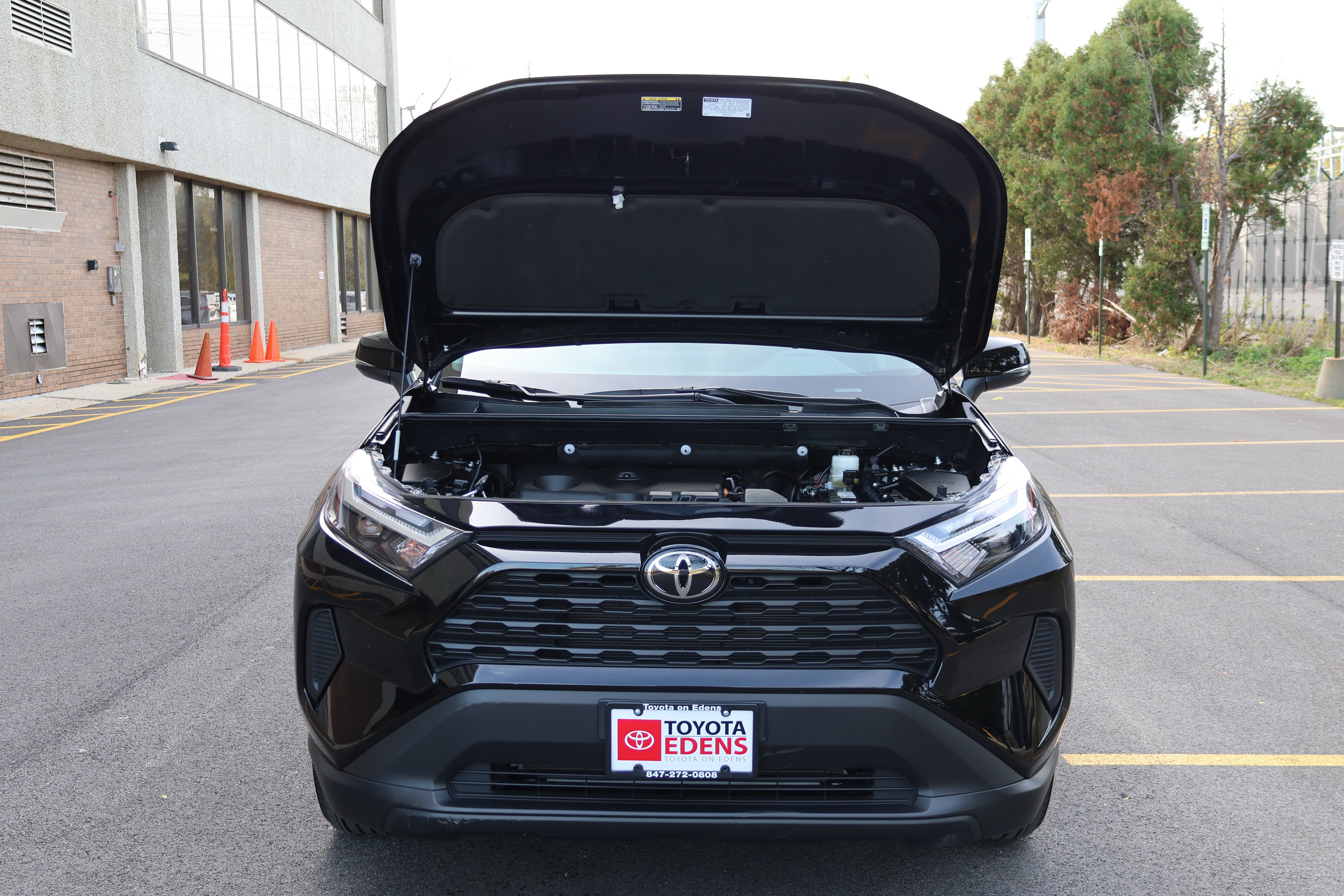 Used 2024 Toyota RAV4 XLE w/ Convenience Package AWD/4WD image 13