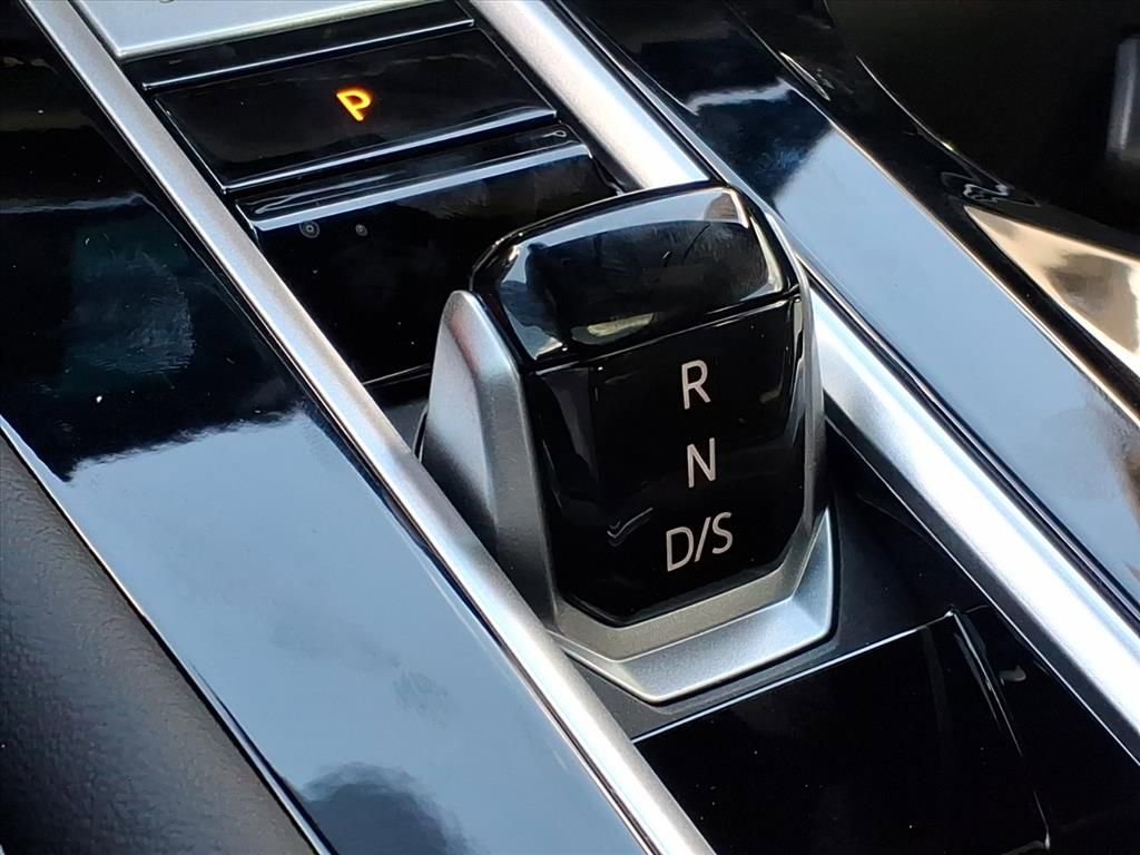 New 2026 Volkswagen Atlas Cross Sport SE image 13