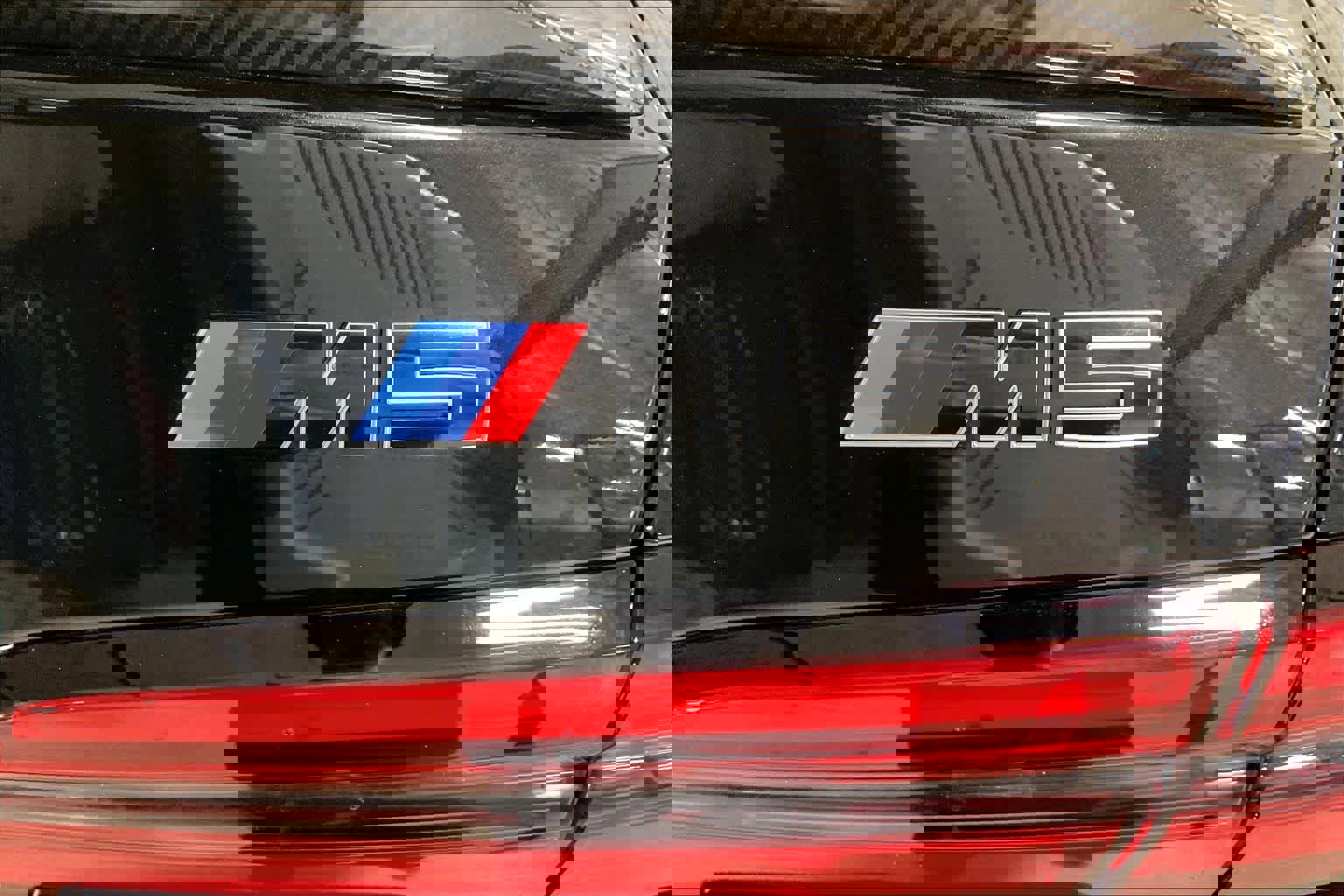 Used 2026 BMW M5 w/ Carbon Package image 9