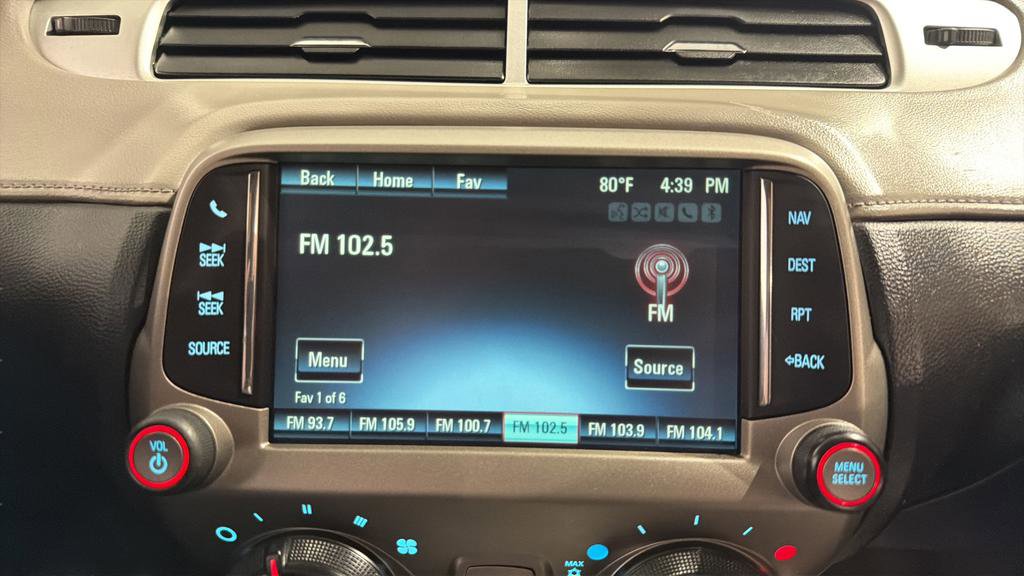 Used 2015 Chevrolet Camaro SS image 25