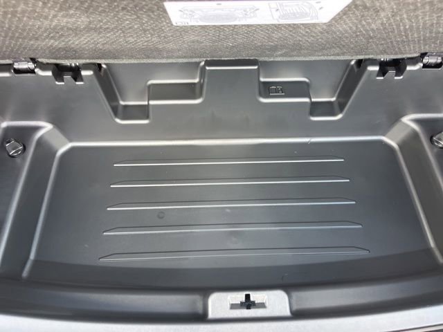 New 2026 Chevrolet Traverse RS w/ LPO, Floor Liner Package FWD image 7