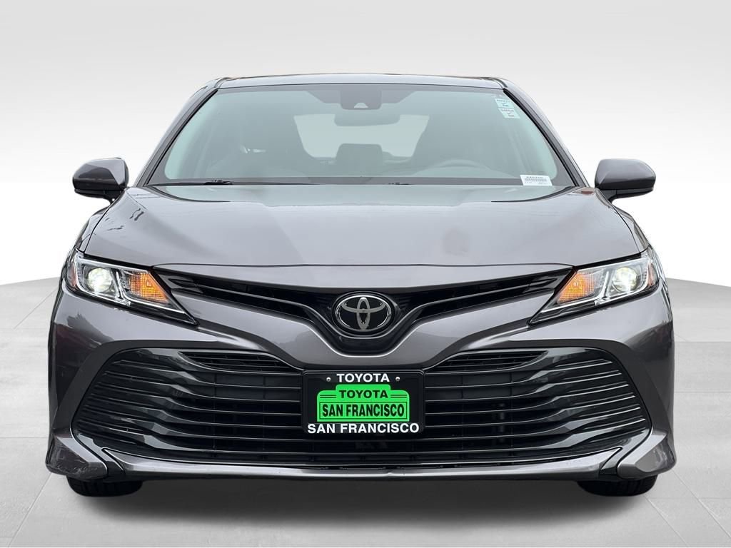 Used 2020 Toyota Camry LE image 8