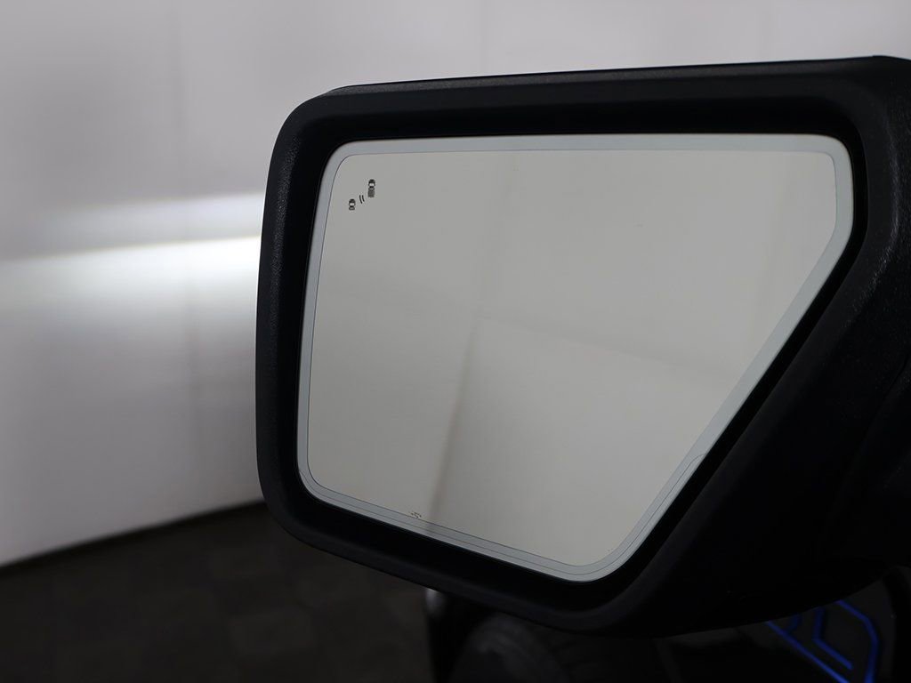 Used 2025 Ford F150 Lightning Lariat image 37