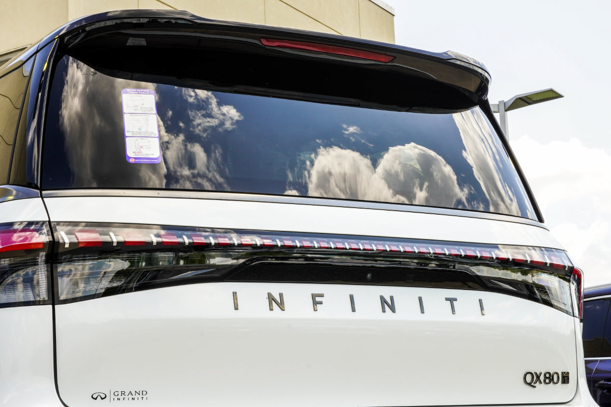 New 2027 INFINITI QX80 Autograph AWD/4WD image 12