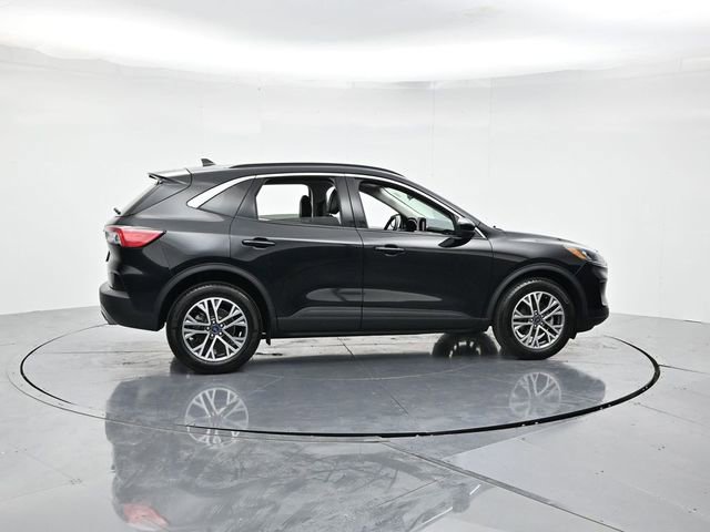 Used 2022 Ford Escape SEL video 2