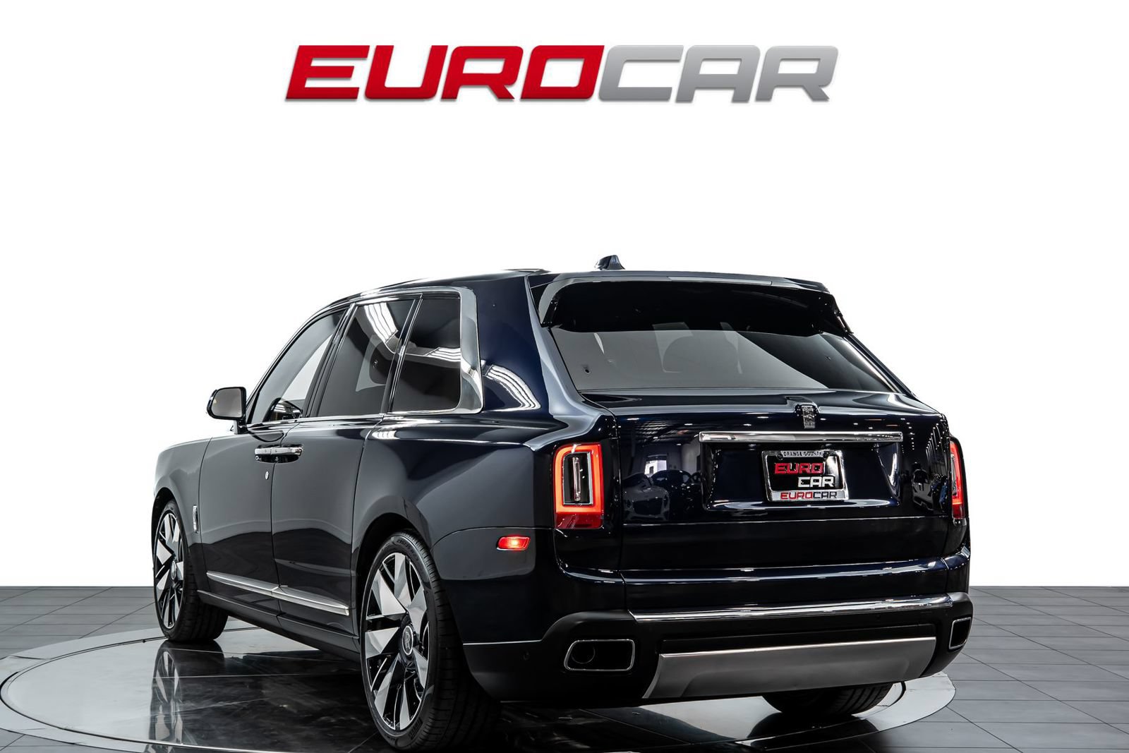 Used 2019 Rolls-Royce Cullinan AWD/4WD image 4