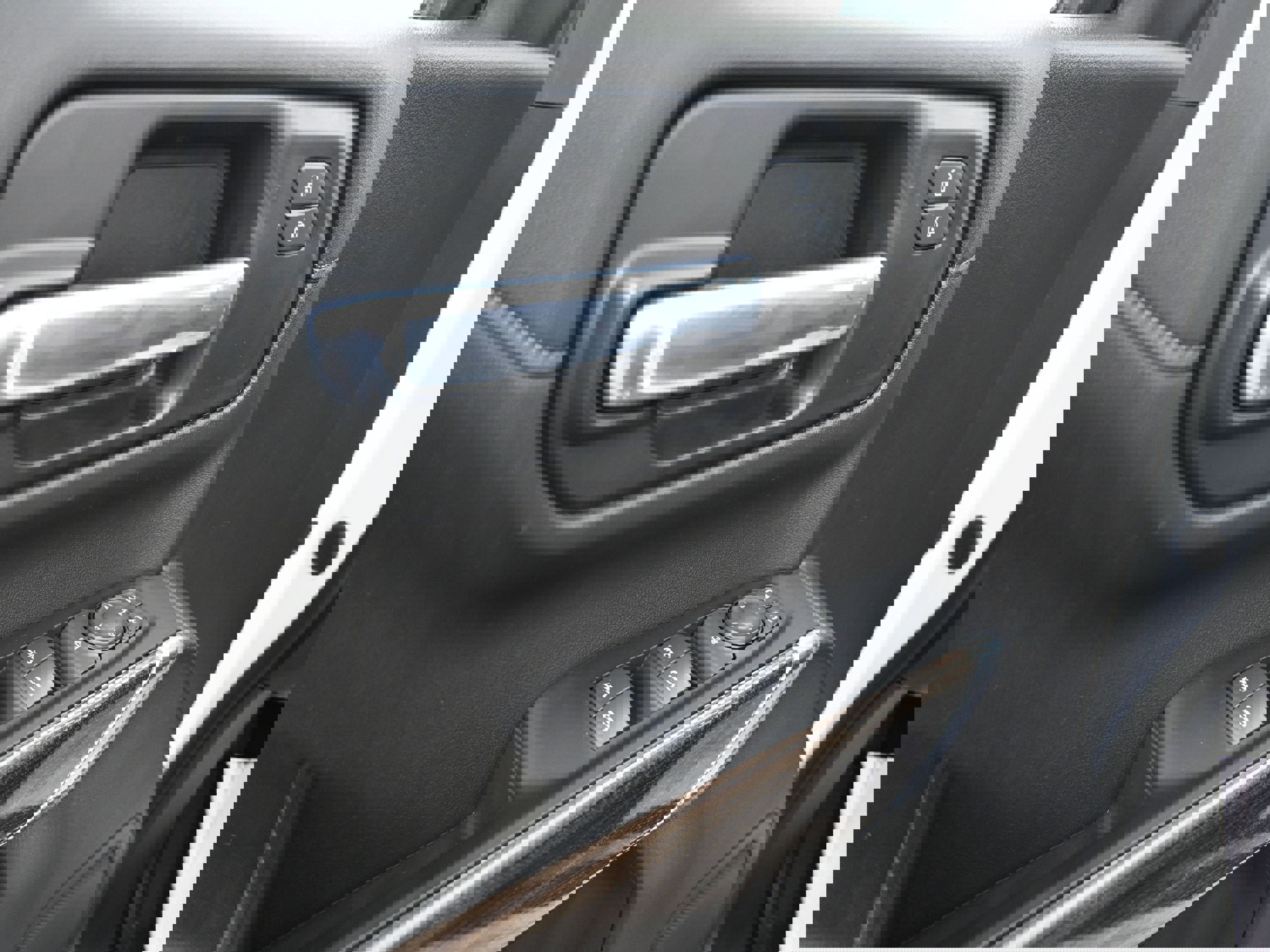 Used 2021 Chevrolet Silverado 1500 LT Trail Boss w/ Bed Protection Package image 24