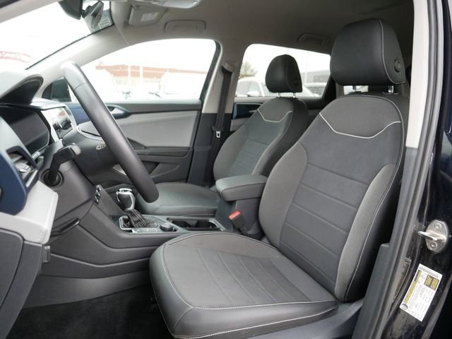 Certified 2024 Volkswagen Taos SE AWD/4WD image 15