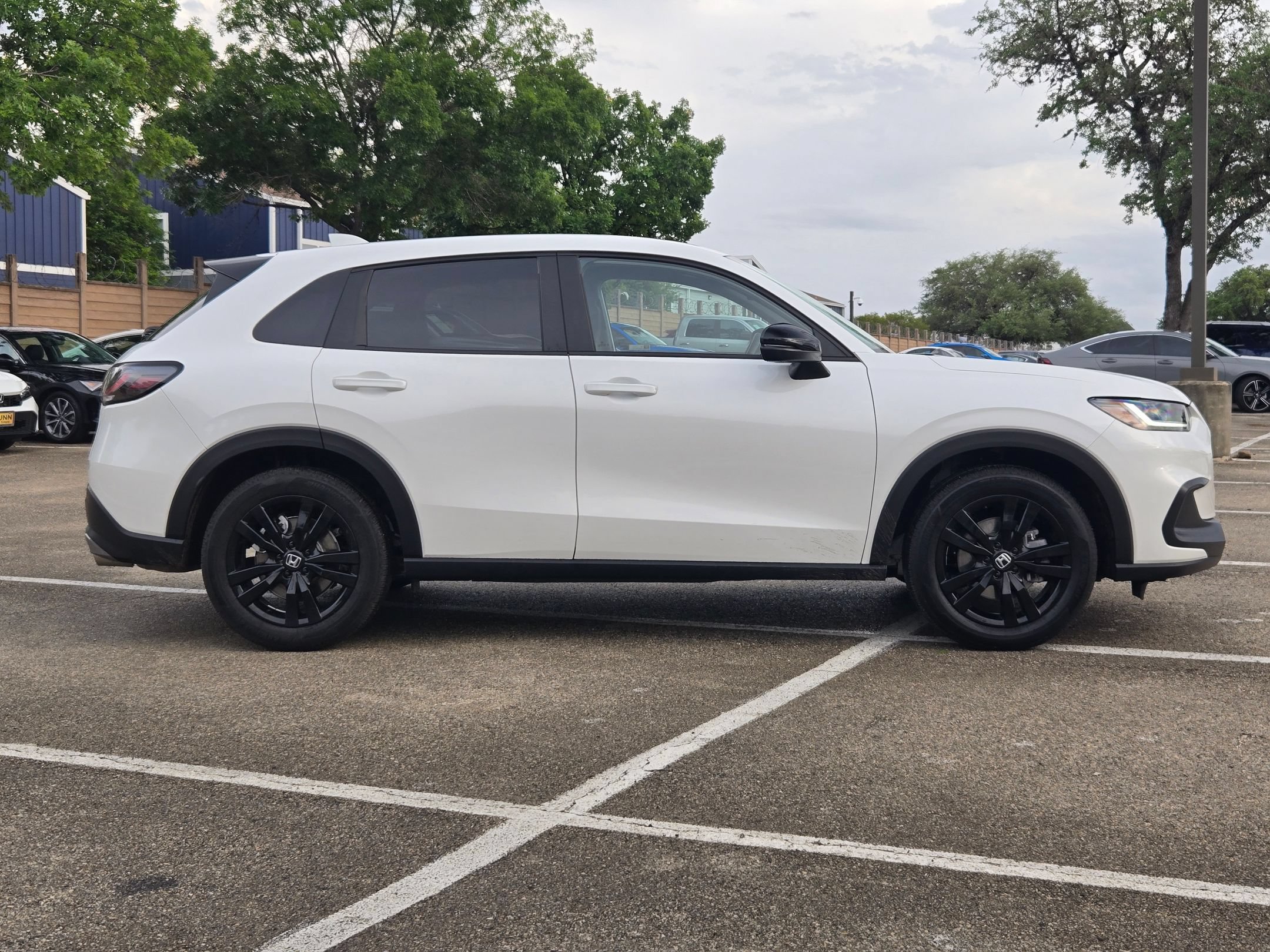 Used 2026 Honda HR-V Sport image 3