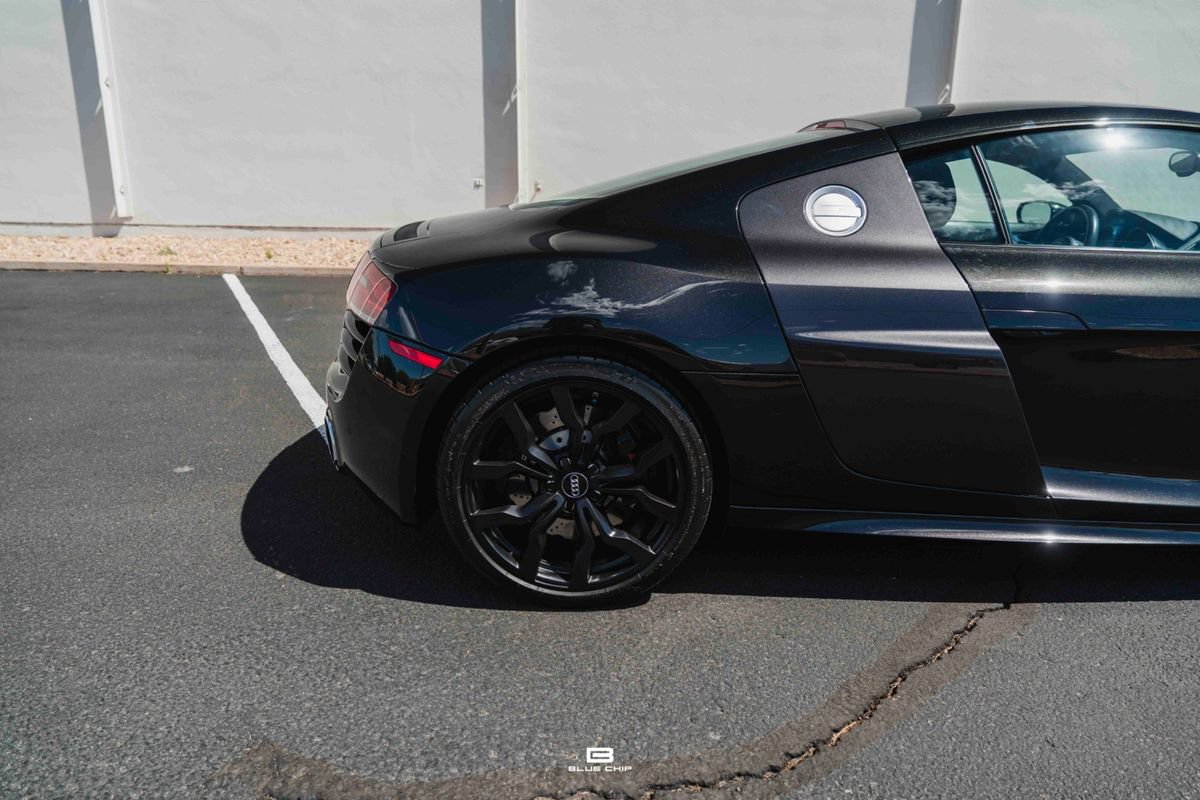 Used 2014 Audi R8 V10 AWD/4WD image 26