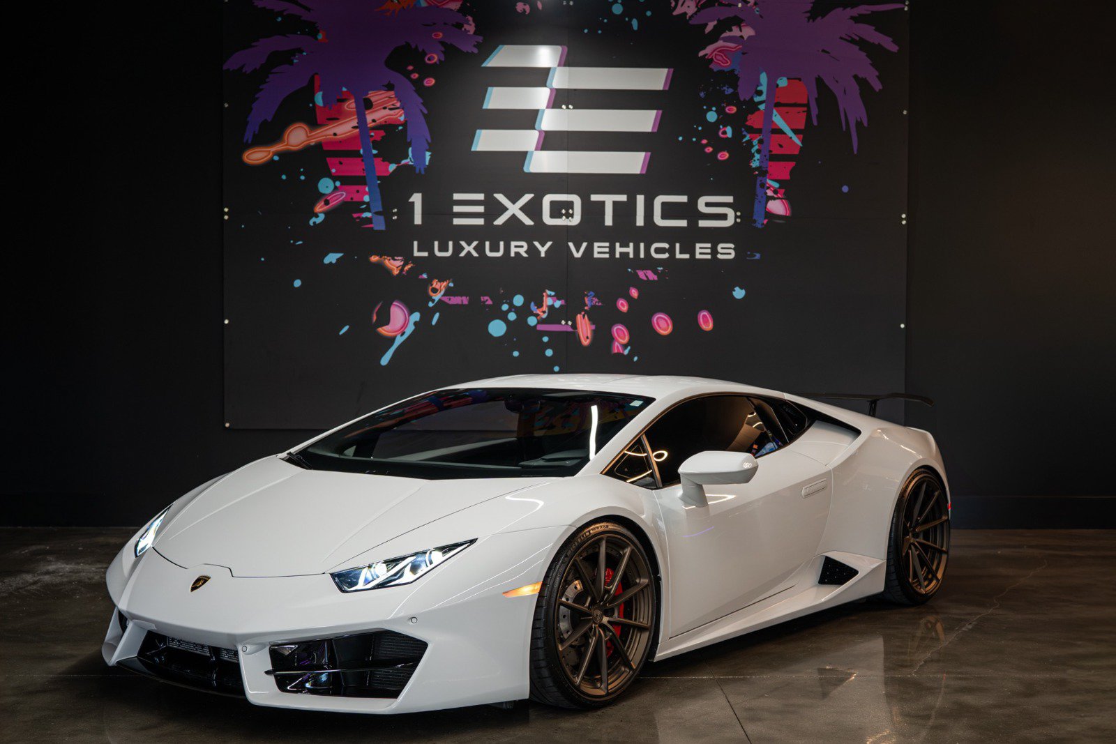 Used 2019 Lamborghini Huracan LP 580-2 RWD image 1