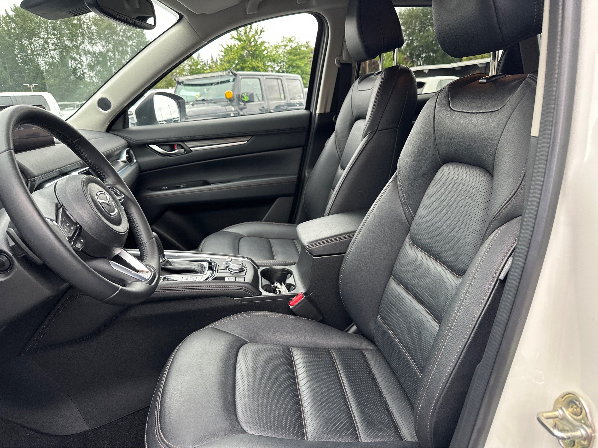 Used 2023 MAZDA CX-5 AWD 2.5 S w/ Premium Package image 9
