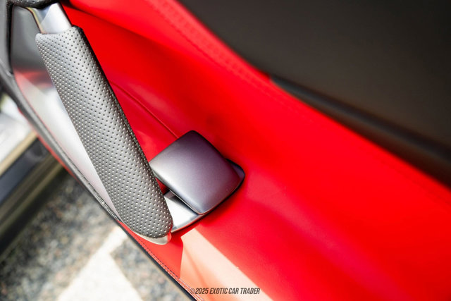 Used 2019 Ferrari 812 Superfast image 86