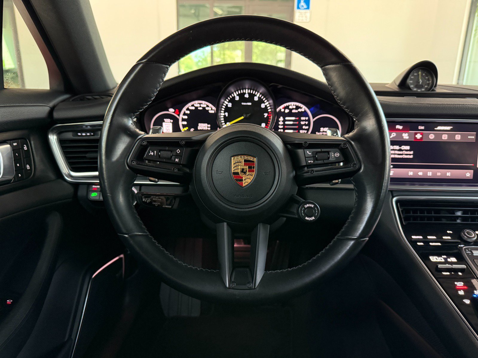 Used 2022 Porsche Panamera 4 Platinum Edition AWD/4WD image 27