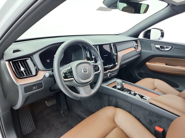 Certified 2023 Volvo XC60 B5 Plus w/ Climate Package AWD/4WD image 16