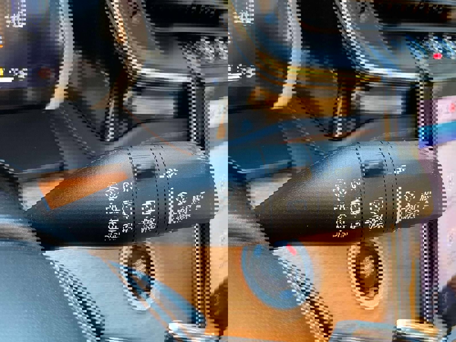 Used 2023 Jeep Grand Cherokee Summit image 25