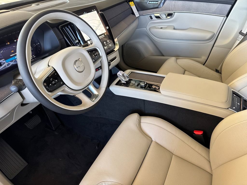 New 2026 Volvo XC90 T8 Ultra w/ Protection Package Premier image 9