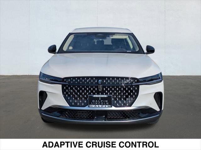 New 2026 Lincoln Nautilus Premier image 4