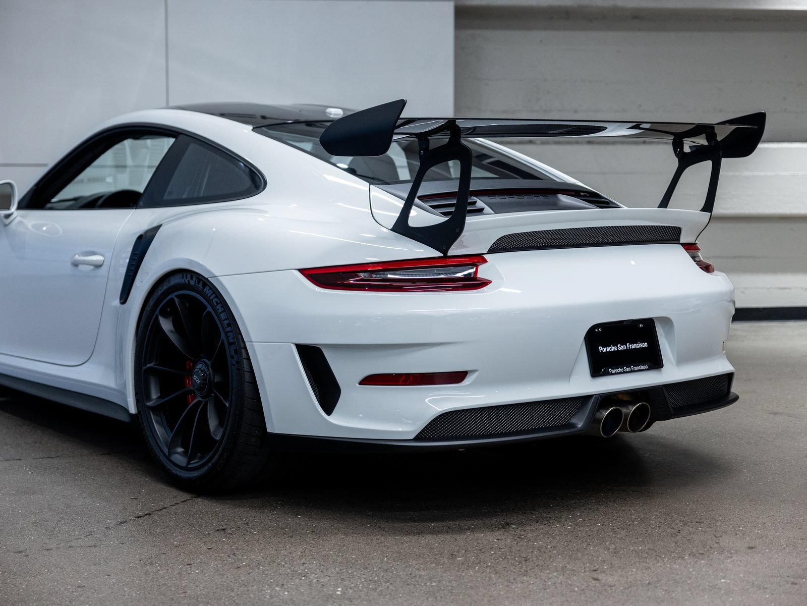 Certified 2019 Porsche 911 GT3 RS RWD image 28