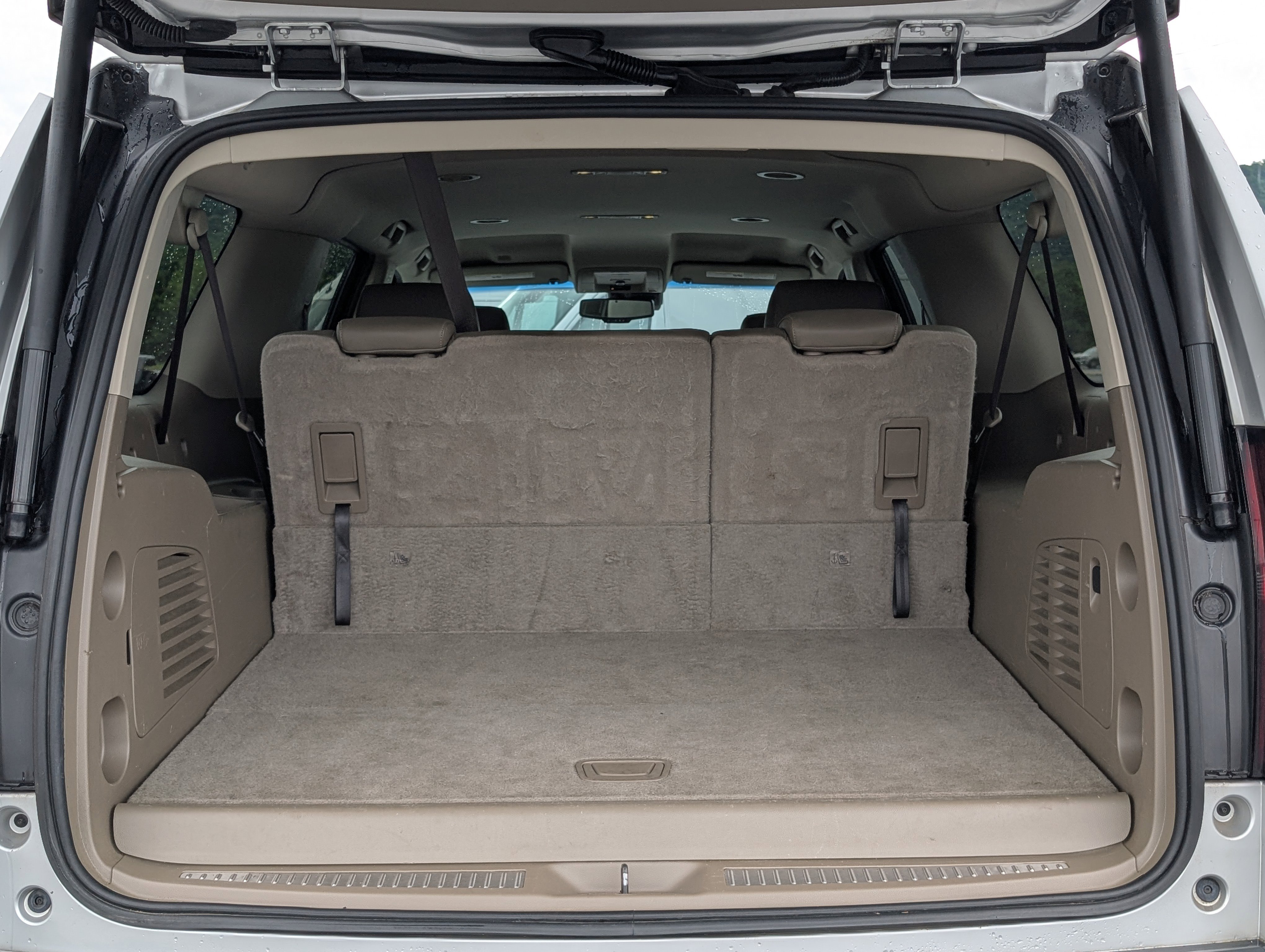 Used 2019 Chevrolet Suburban LT RWD image 26