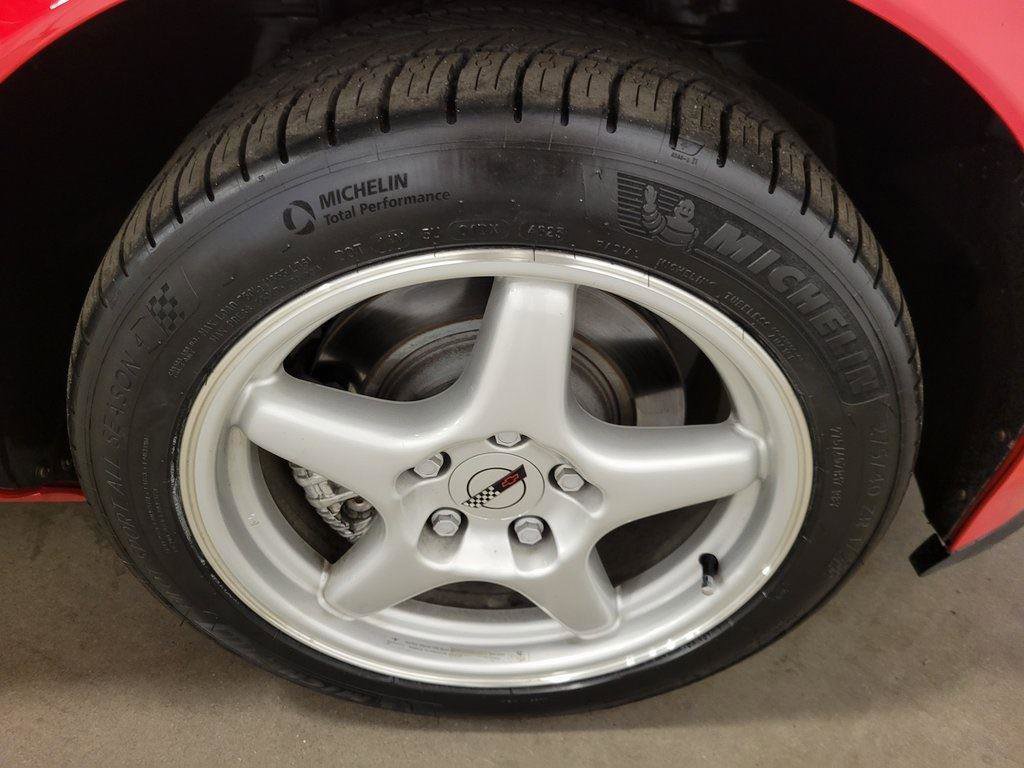 Used 1995 Chevrolet Corvette ZR1 image 24