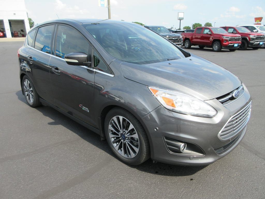 Used 2017 Ford C-MAX Energi Titanium w/ Equipment Group 501A FWD image 7