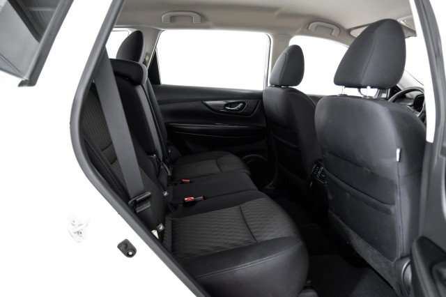 Used 2017 Nissan Rogue S FWD image 27