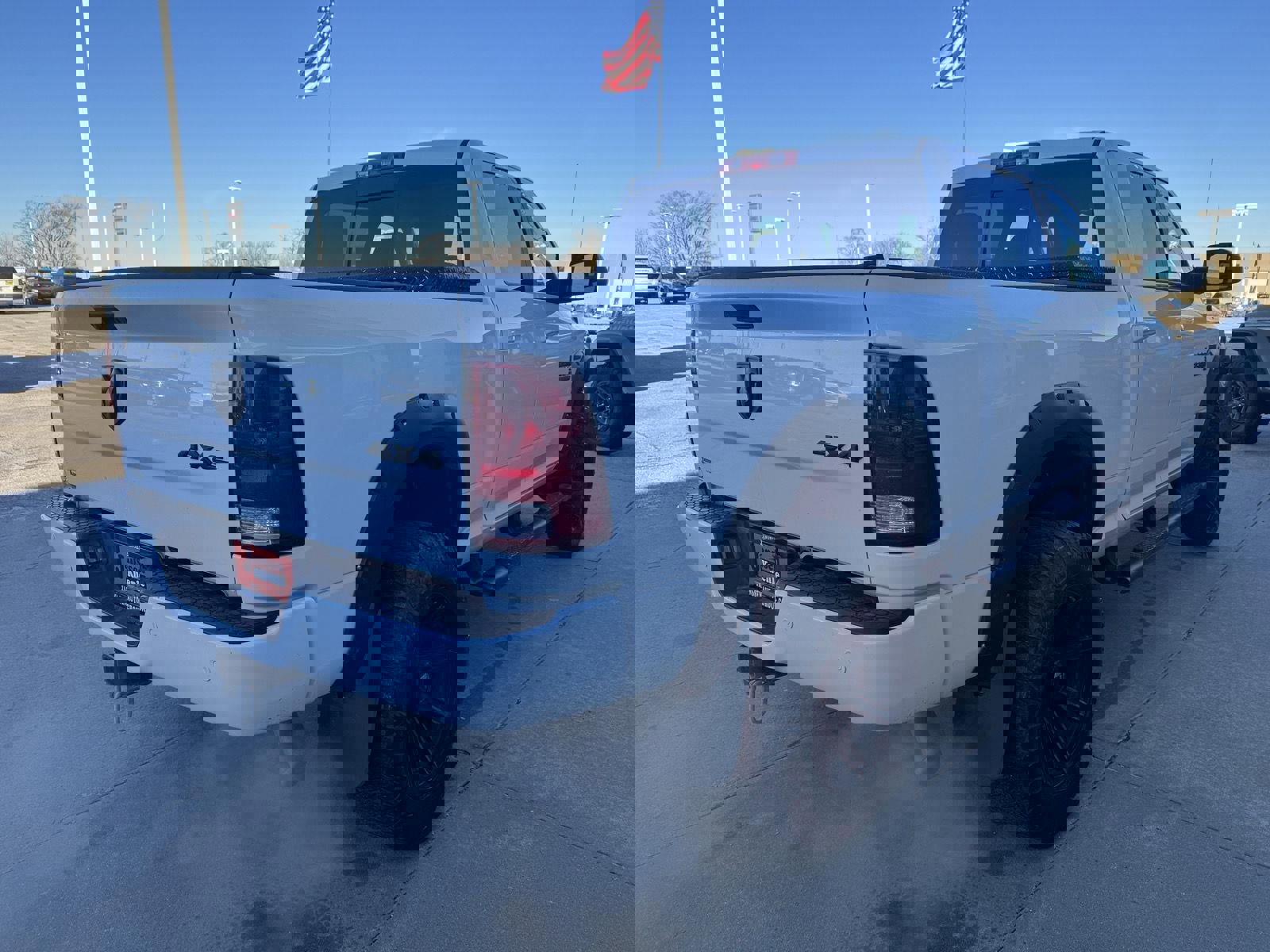 Used 2017 RAM 3500 Big Horn w/ Sport Appearance Group image 3