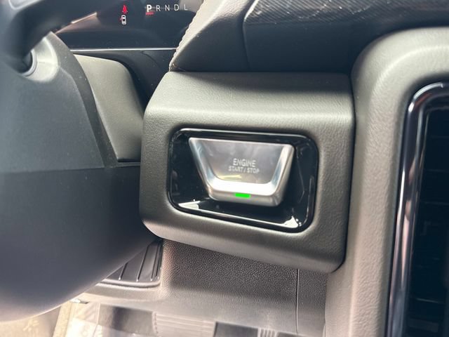 New 2026 GMC Yukon XL AT4 w/ AT4 Premium Plus Package AWD/4WD image 31