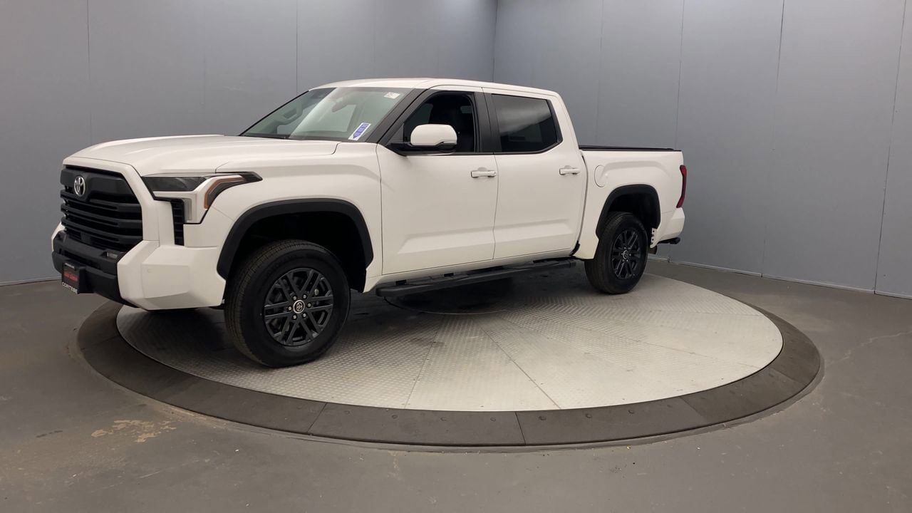 Used 2024 Toyota Tundra SR5 w/ SR5 Convenience Package AWD/4WD image 9