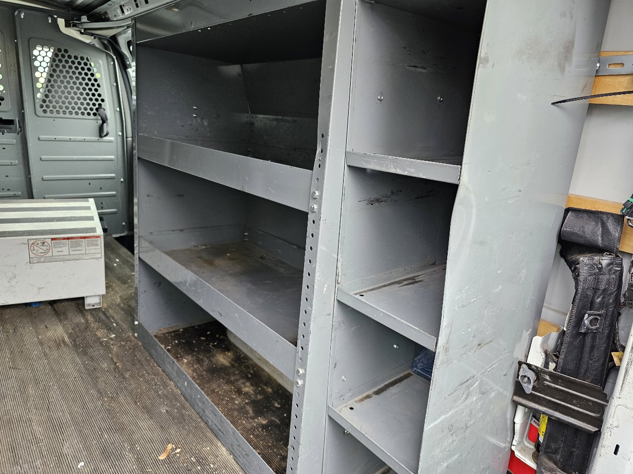 Used 2017 GMC Savana 2500 image 8