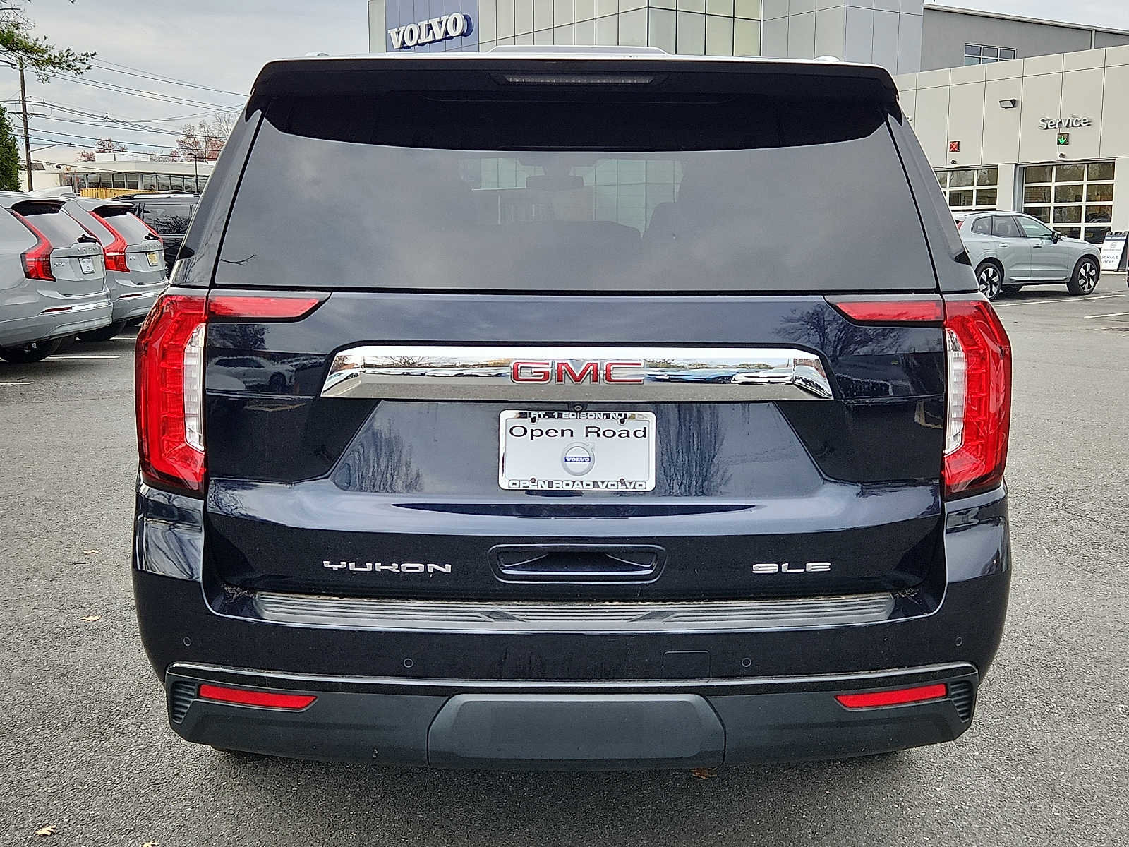 Used 2021 GMC Yukon SLE image 5