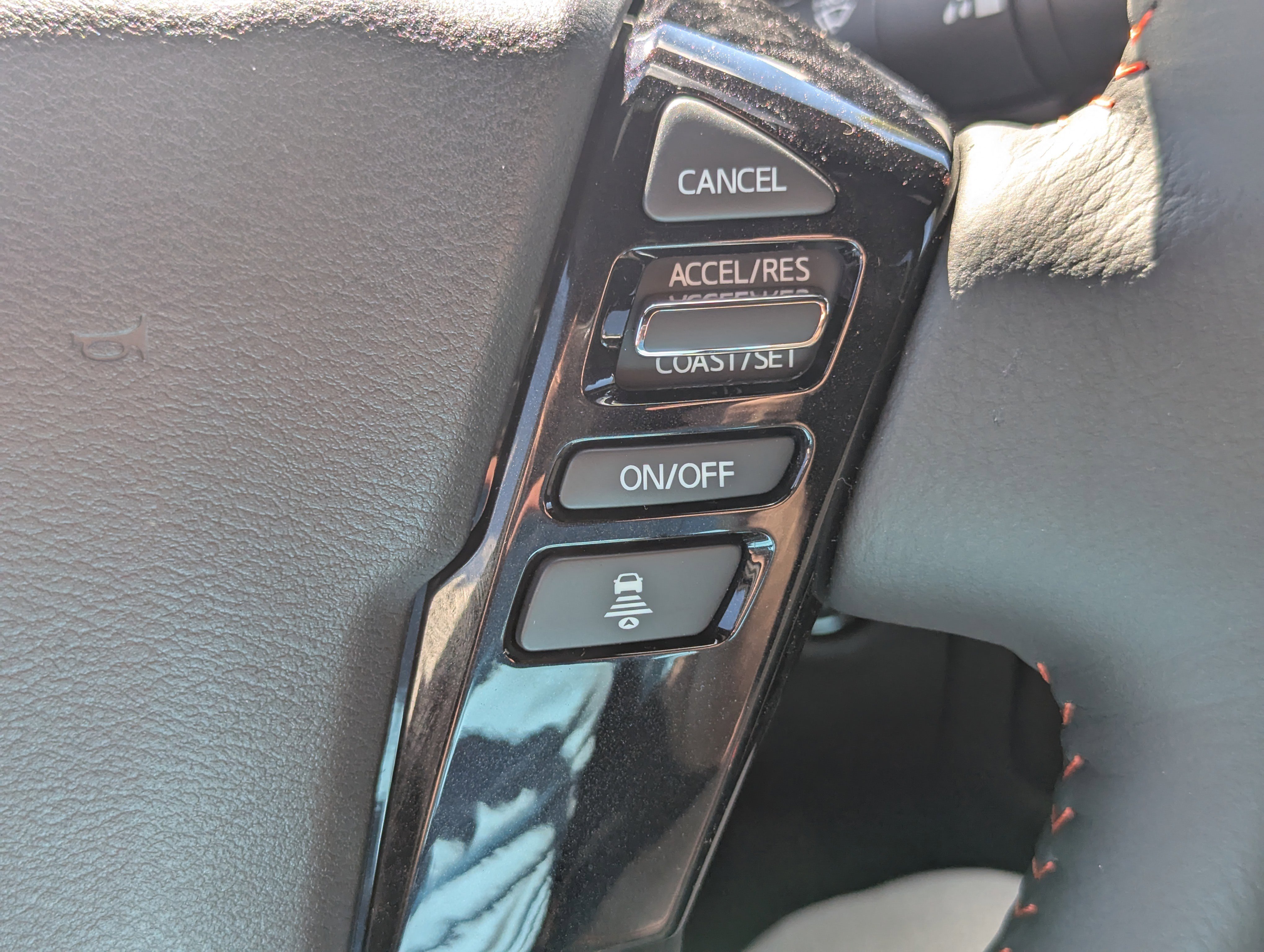 New 2026 Nissan Frontier PRO-4X w/ Pro-4x Convenience Package image 21