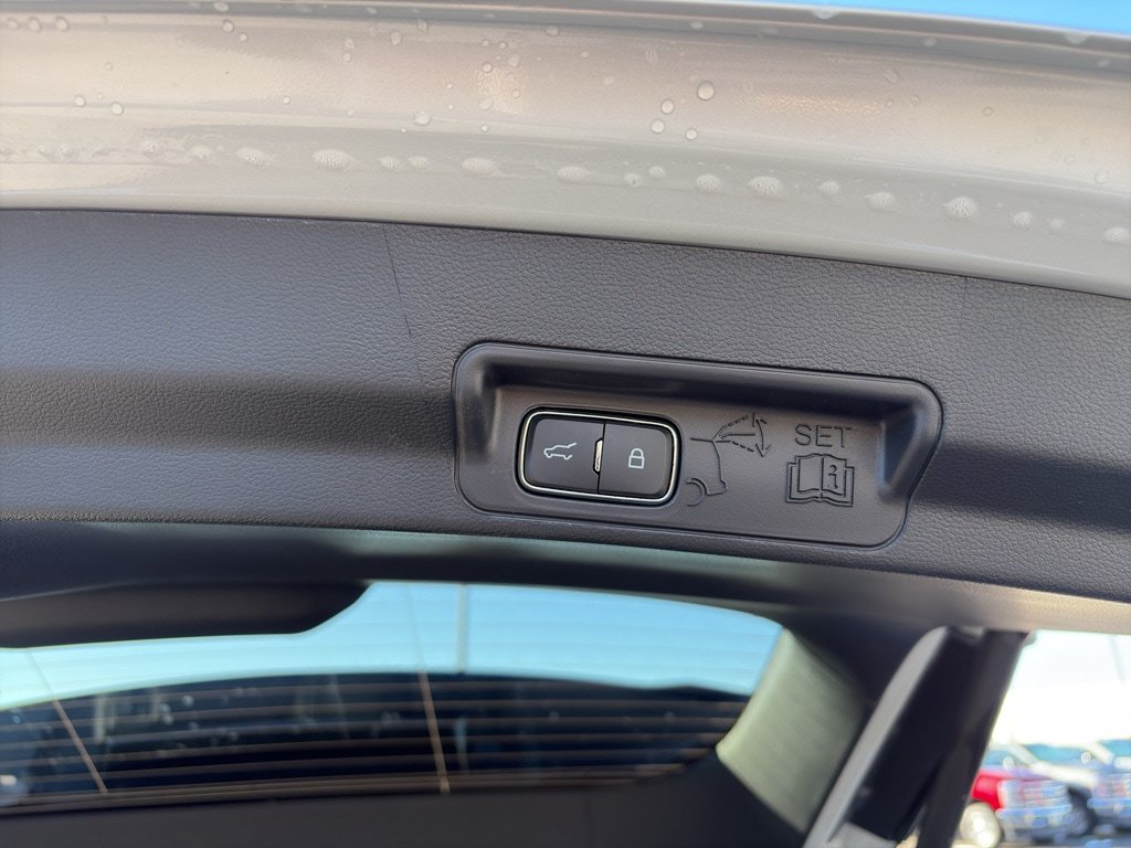 New 2026 Ford Explorer ST-Line w/ ST-Line Street Pack AWD/4WD image 26