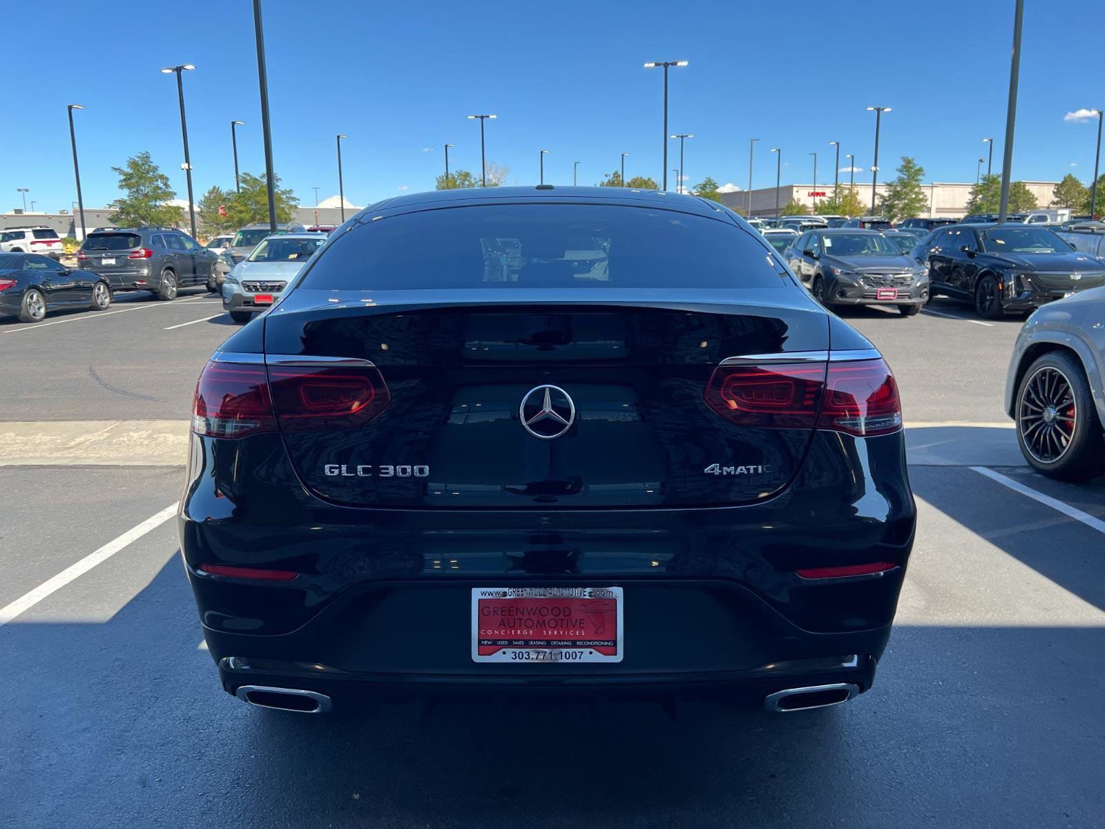 Used 2020 Mercedes-Benz GLC 300 4MATIC Coupe image 4