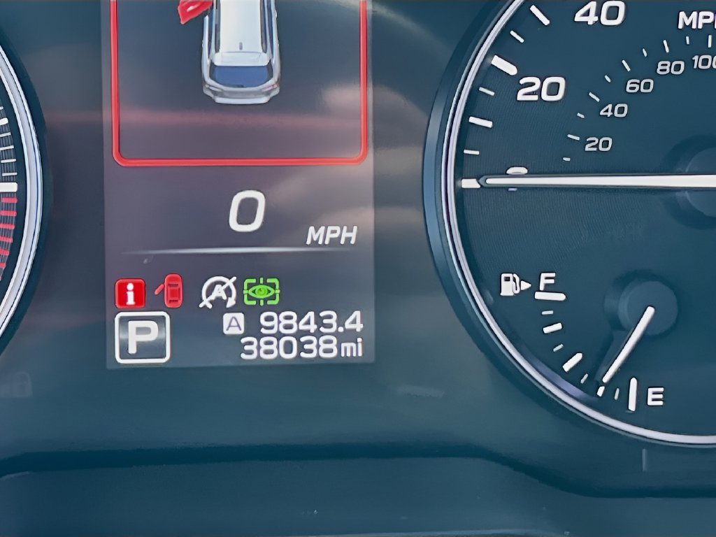 Used 2023 Subaru Outback Touring AWD/4WD image 12