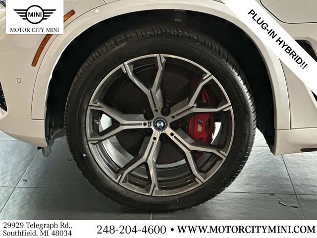 Used 2023 BMW X5 xDrive45e w/ Executive Package image 11
