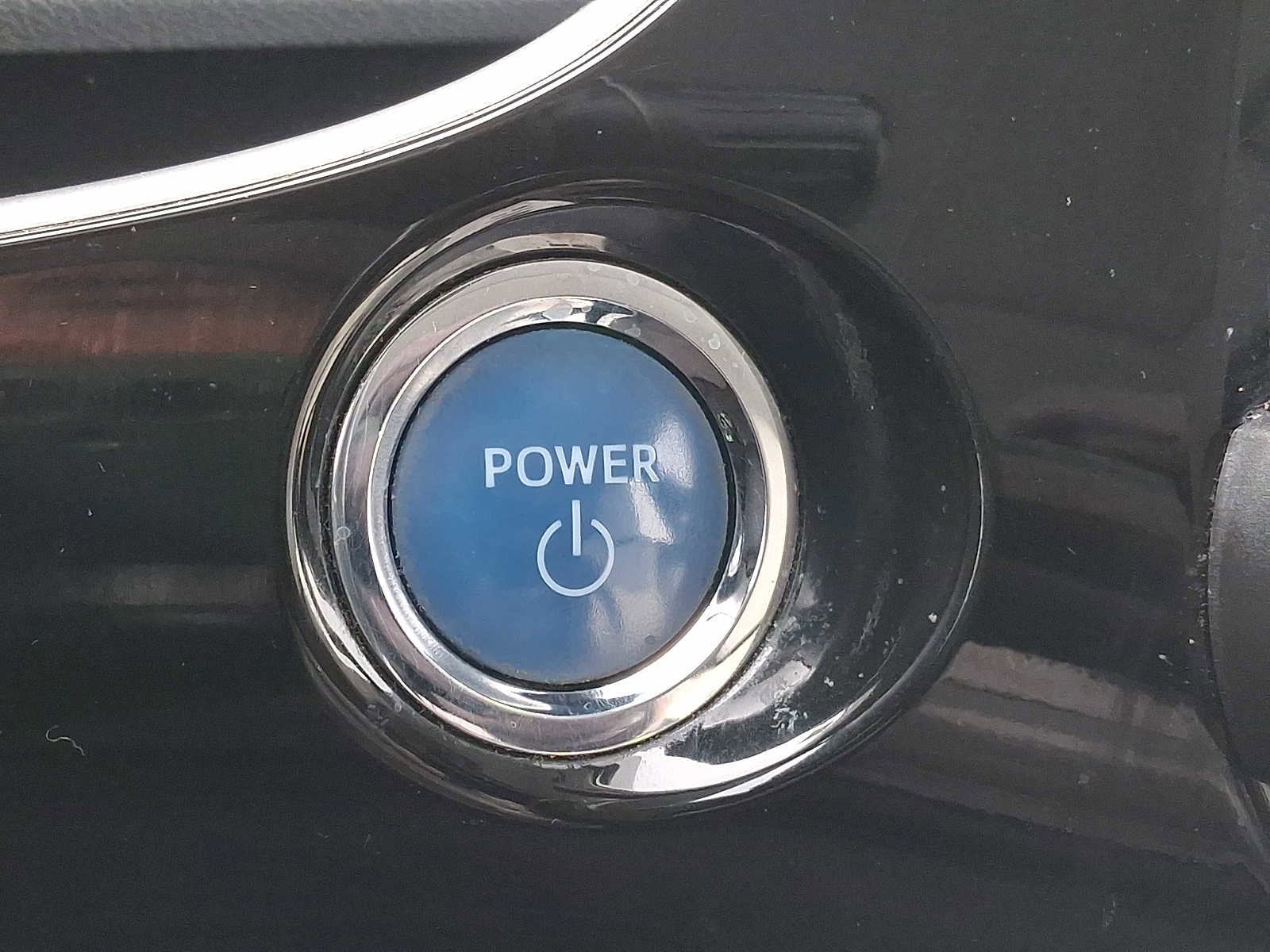 Used 2016 Toyota Prius Four image 21