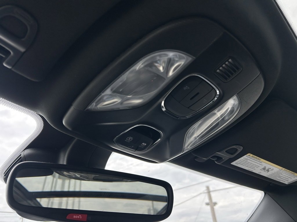 Used 2024 Jeep Compass Latitude w/ Sun and Sound Group image 25