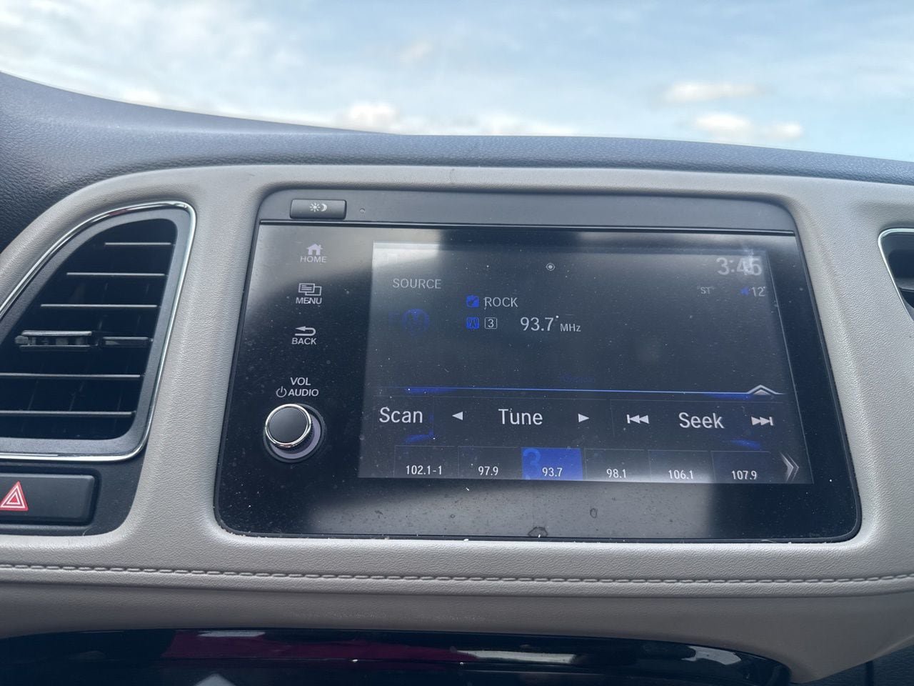 Used 2019 Honda HR-V EX image 40