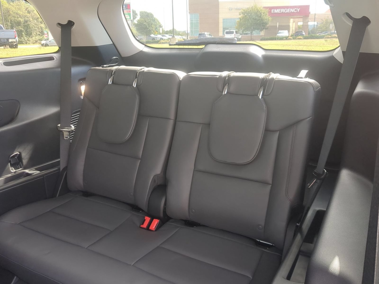 New 2026 Ford Explorer Active w/ Active Comfort Package AWD/4WD image 34