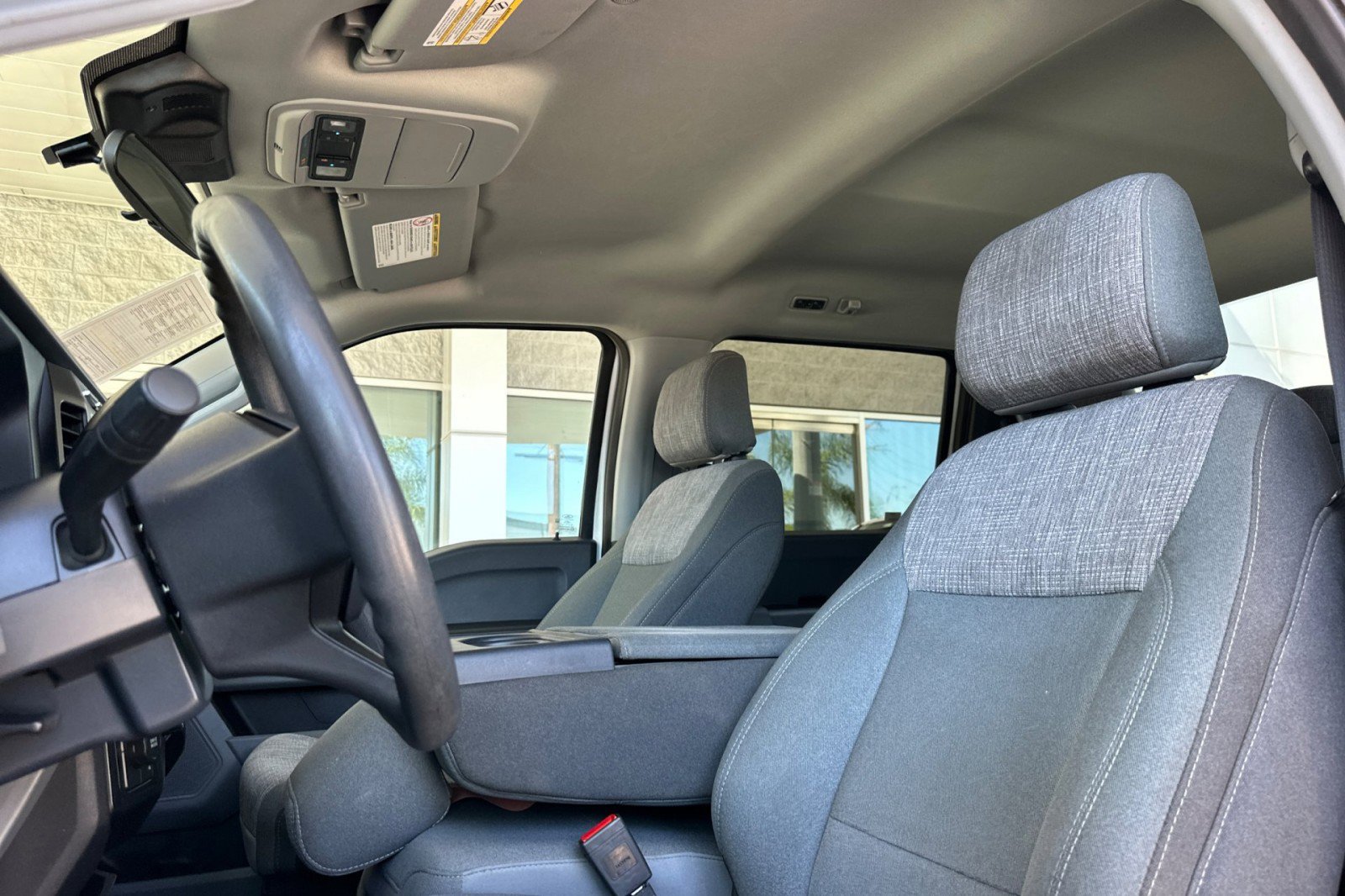 Used 2024 Ford F350 XLT image 5