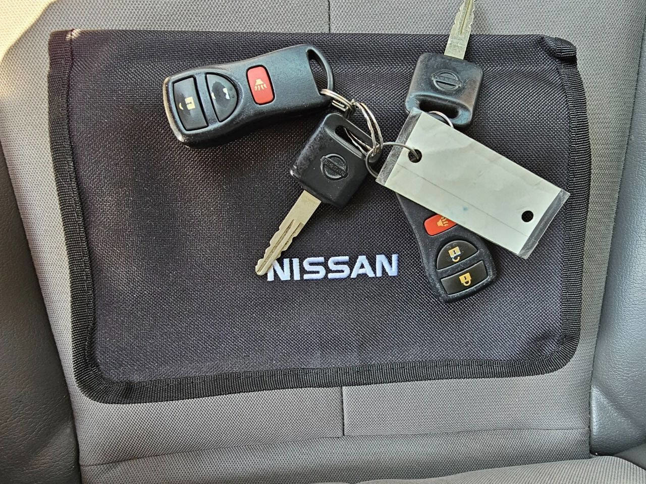 Used 2018 Nissan NV 2500 SV image 20