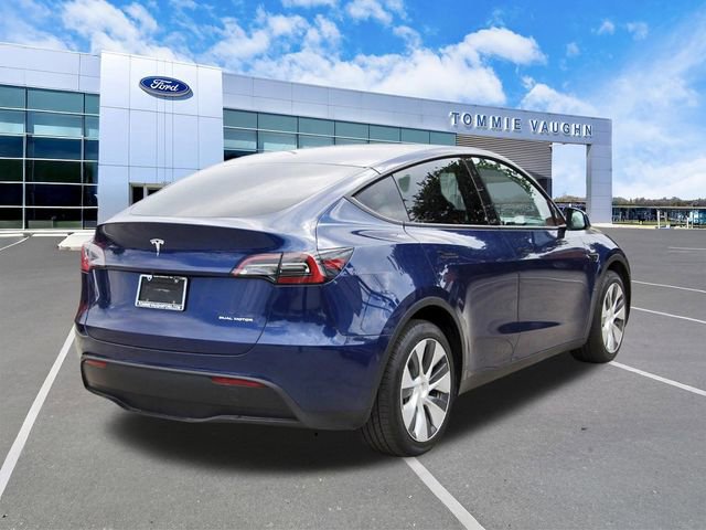 Used 2022 Tesla Model Y Long Range image 4