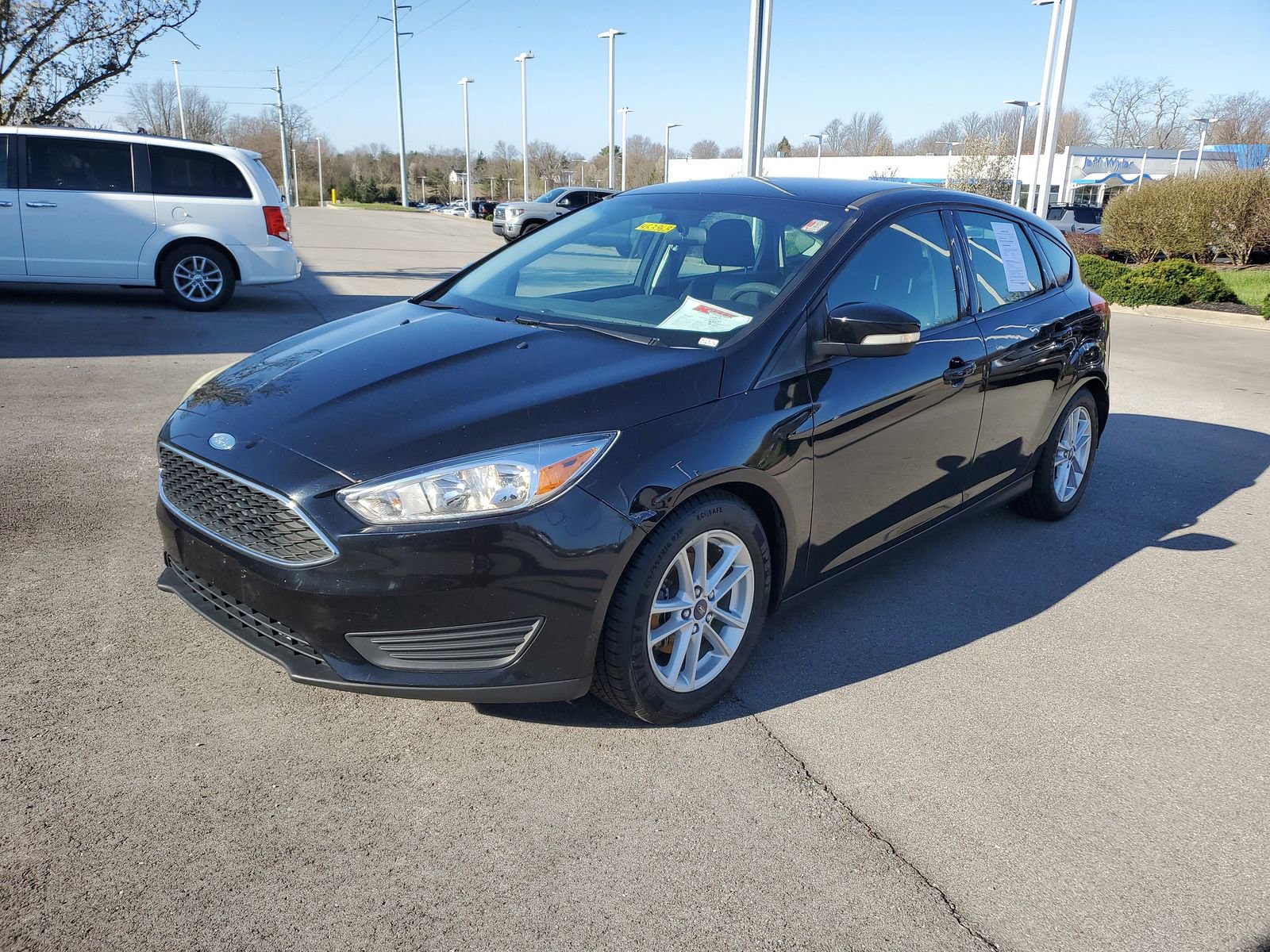 Used 2016 Ford Focus SE image 2