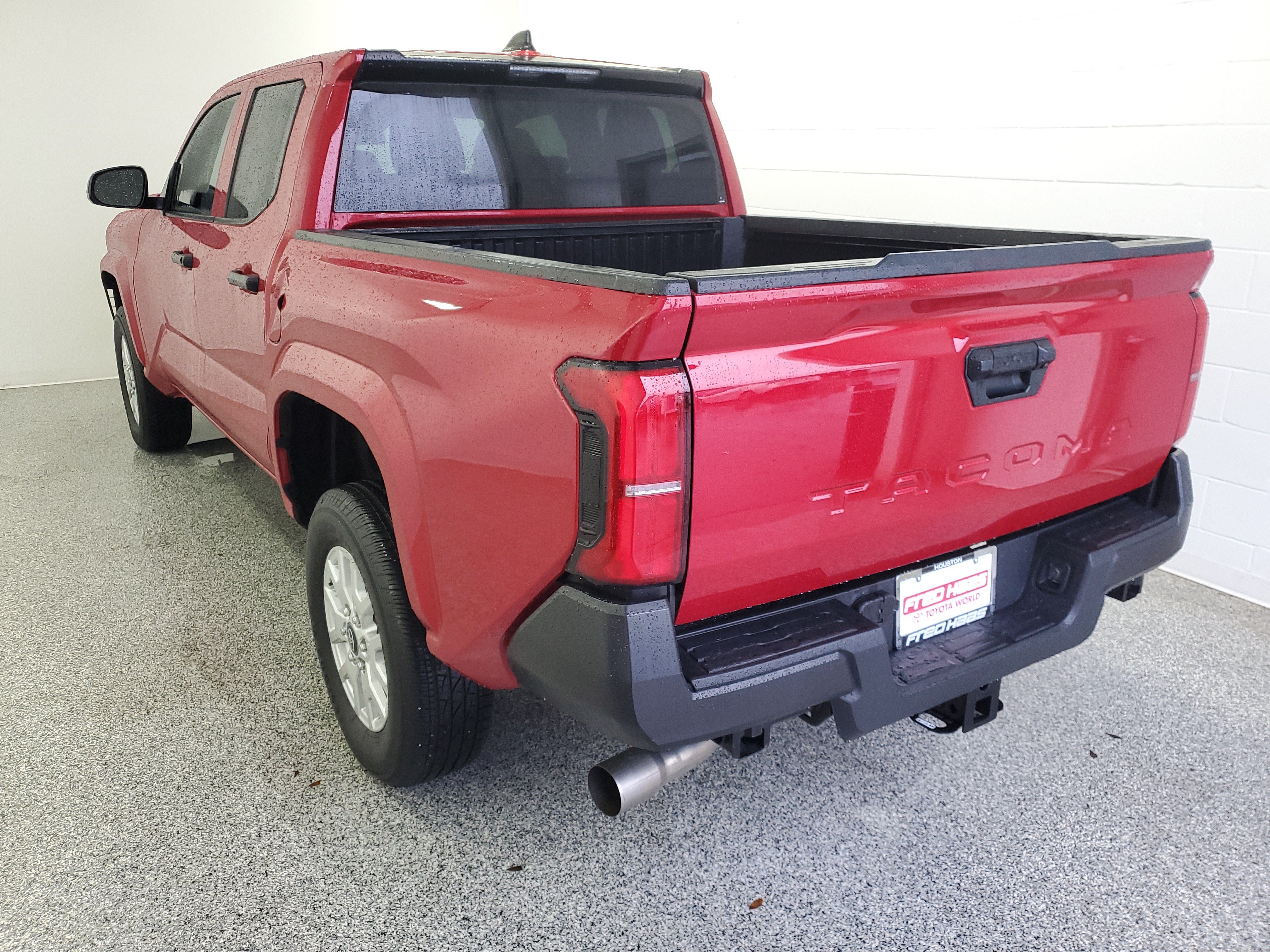 Used 2025 Toyota Tacoma SR RWD image 5