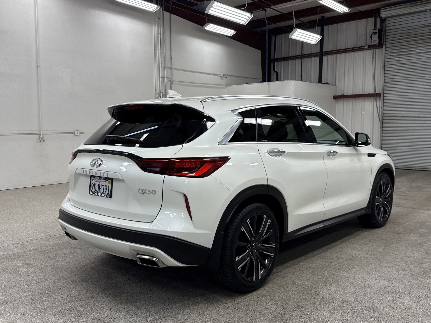 Used 2022 INFINITI QX50 Luxe w/ Appearance Package image 21