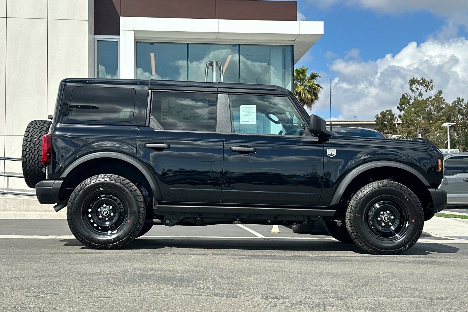 New 2026 Ford Bronco Big Bend image 2