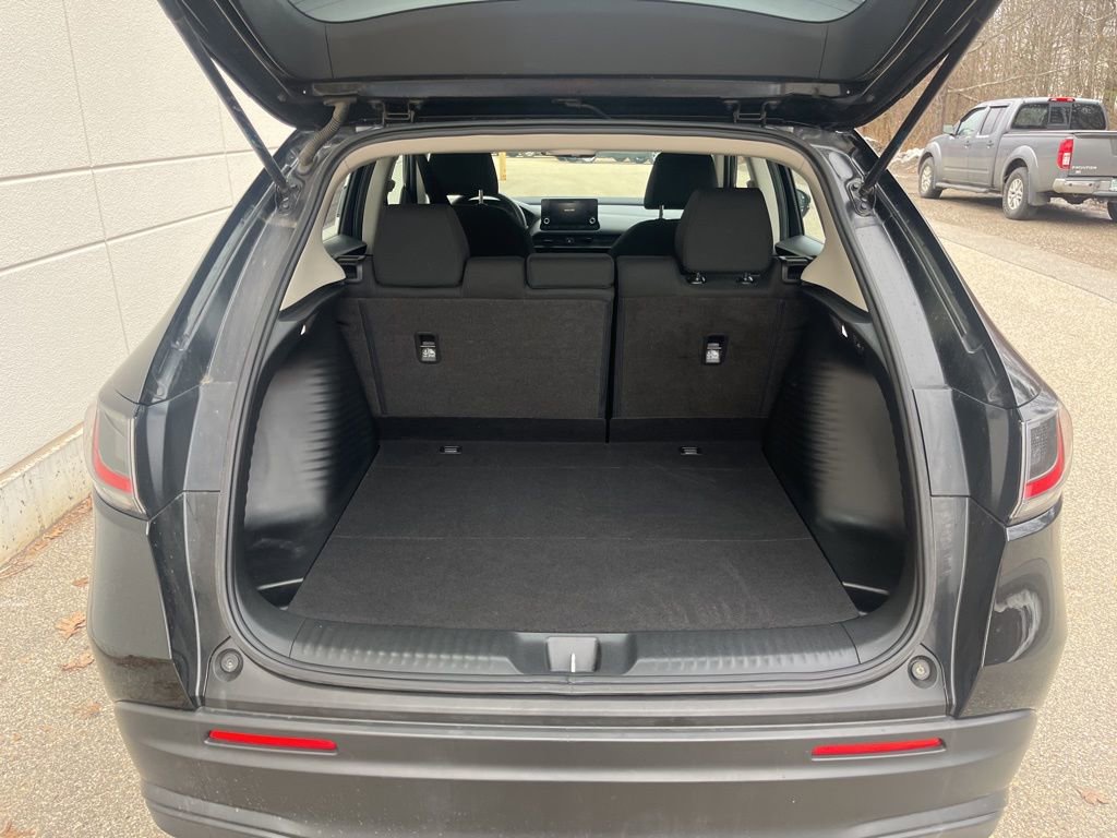 Certified 2023 Honda HR-V LX image 9