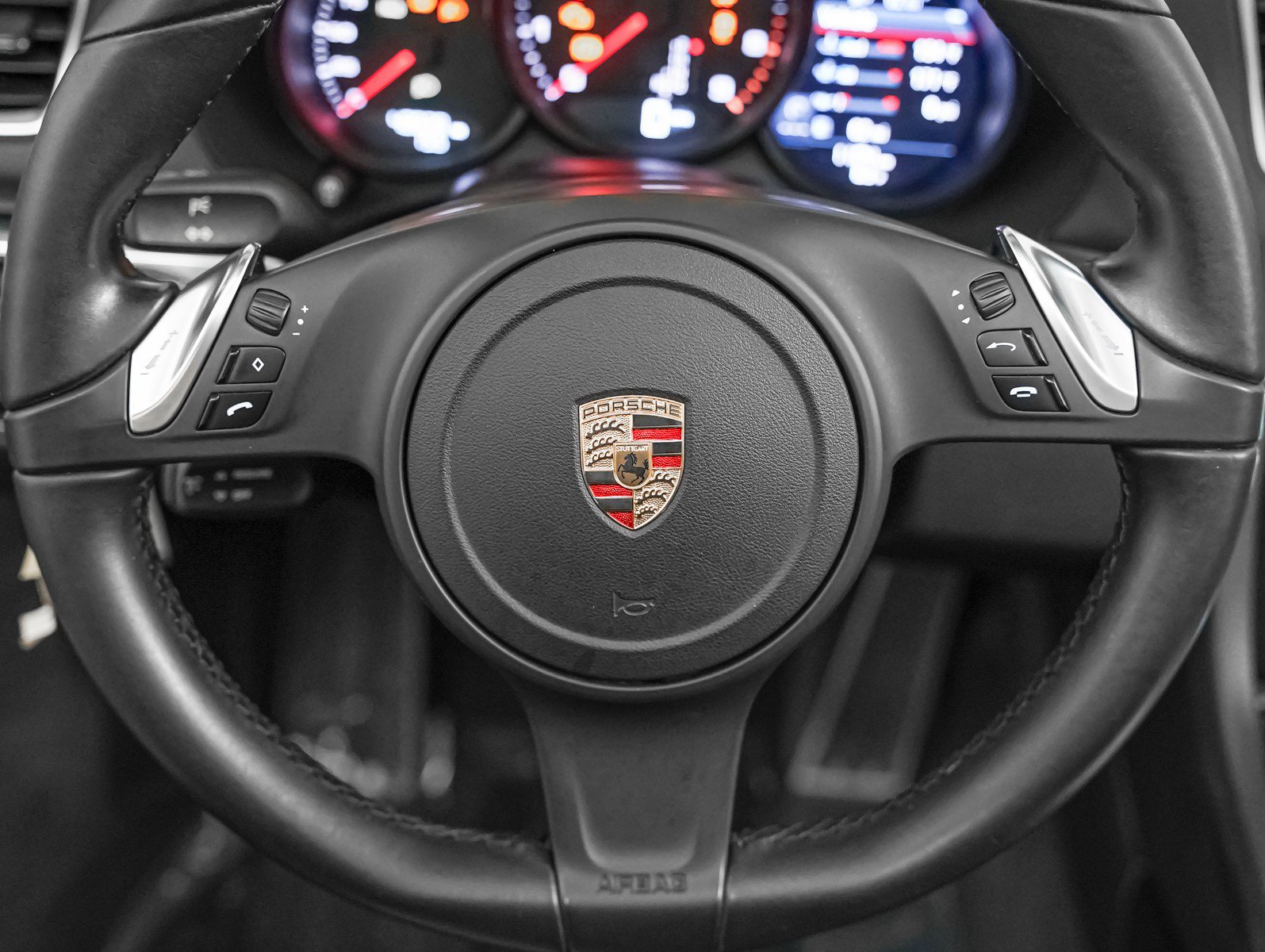 Used 2015 Porsche Boxster image 16